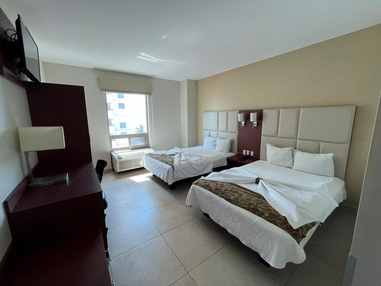 Hotel Ave Inn Mazatlán Extérieur photo