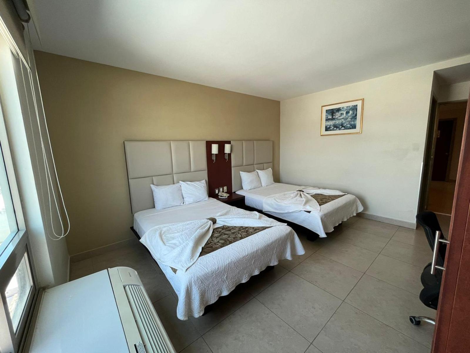 Hotel Ave Inn Mazatlán Extérieur photo